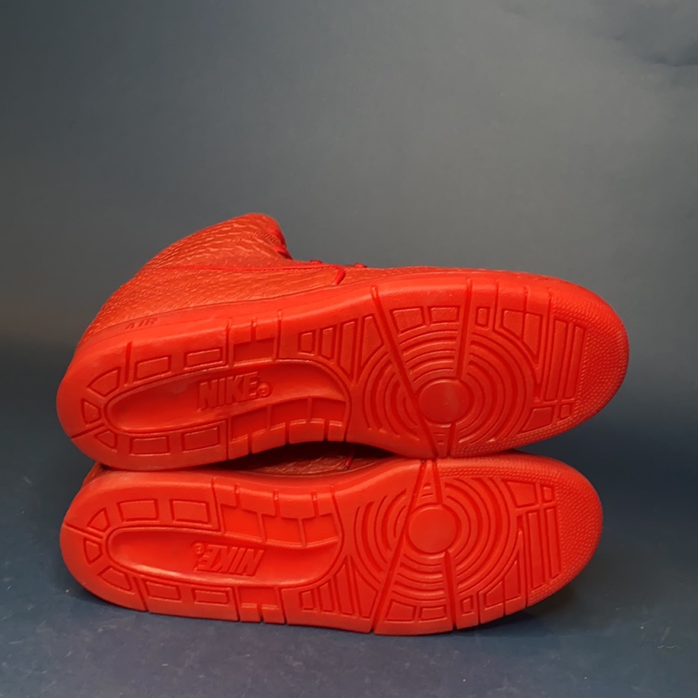 Nike - Picture 4 of 4